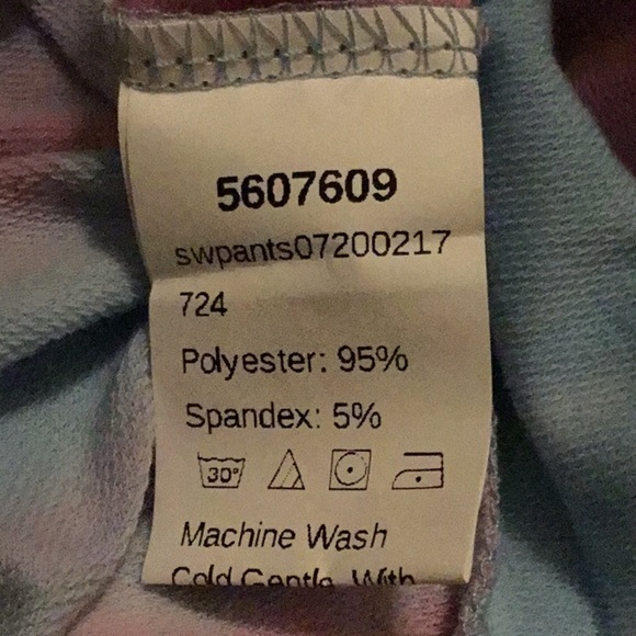 TIE DYED JOGGERS & CROPPED SWEATSHIRT SET - Picture 10 of 13